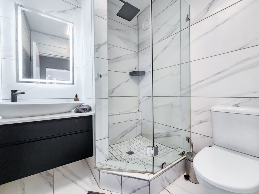 3 Bedroom Property for Sale in Mouille Point Western Cape
